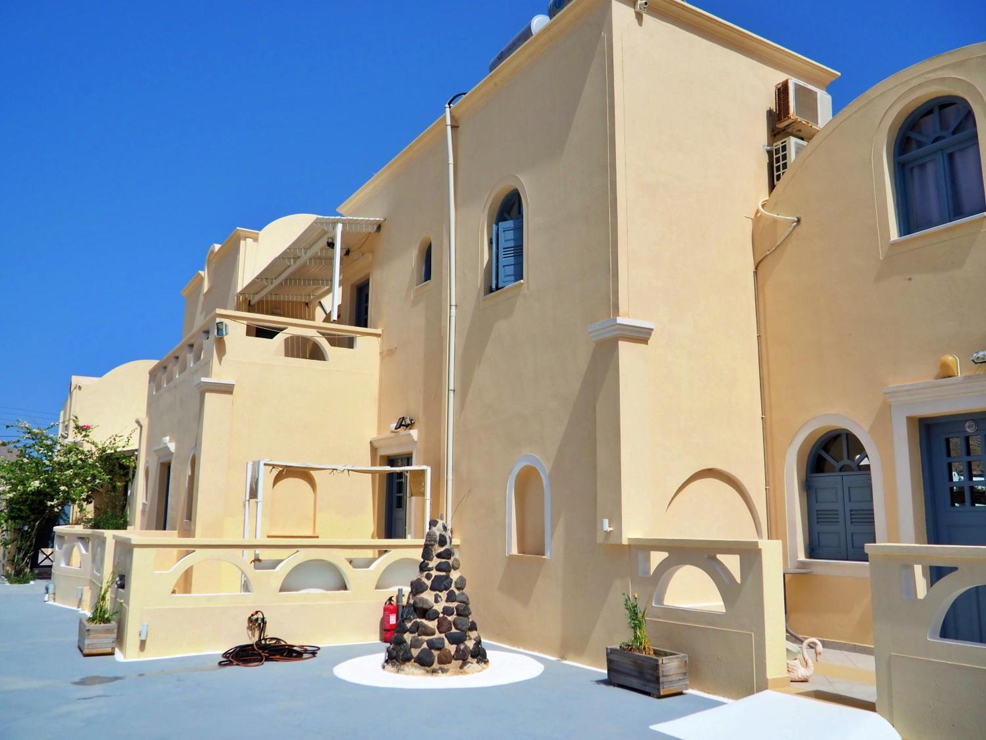 Leon Lux Apartments Perivolos  Ngoại thất bức ảnh